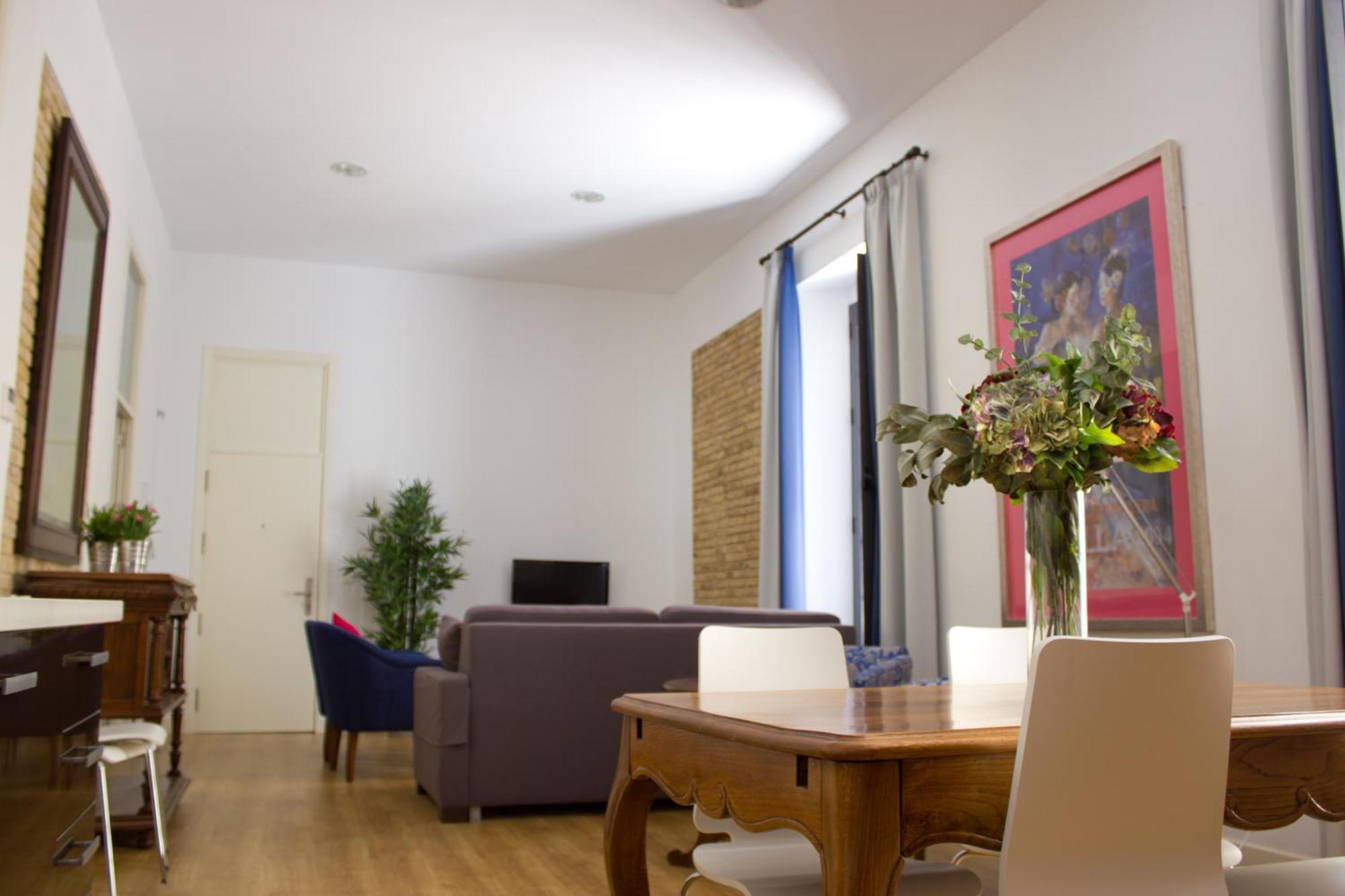 Life Apartments Alberto Lista Seville Luaran gambar