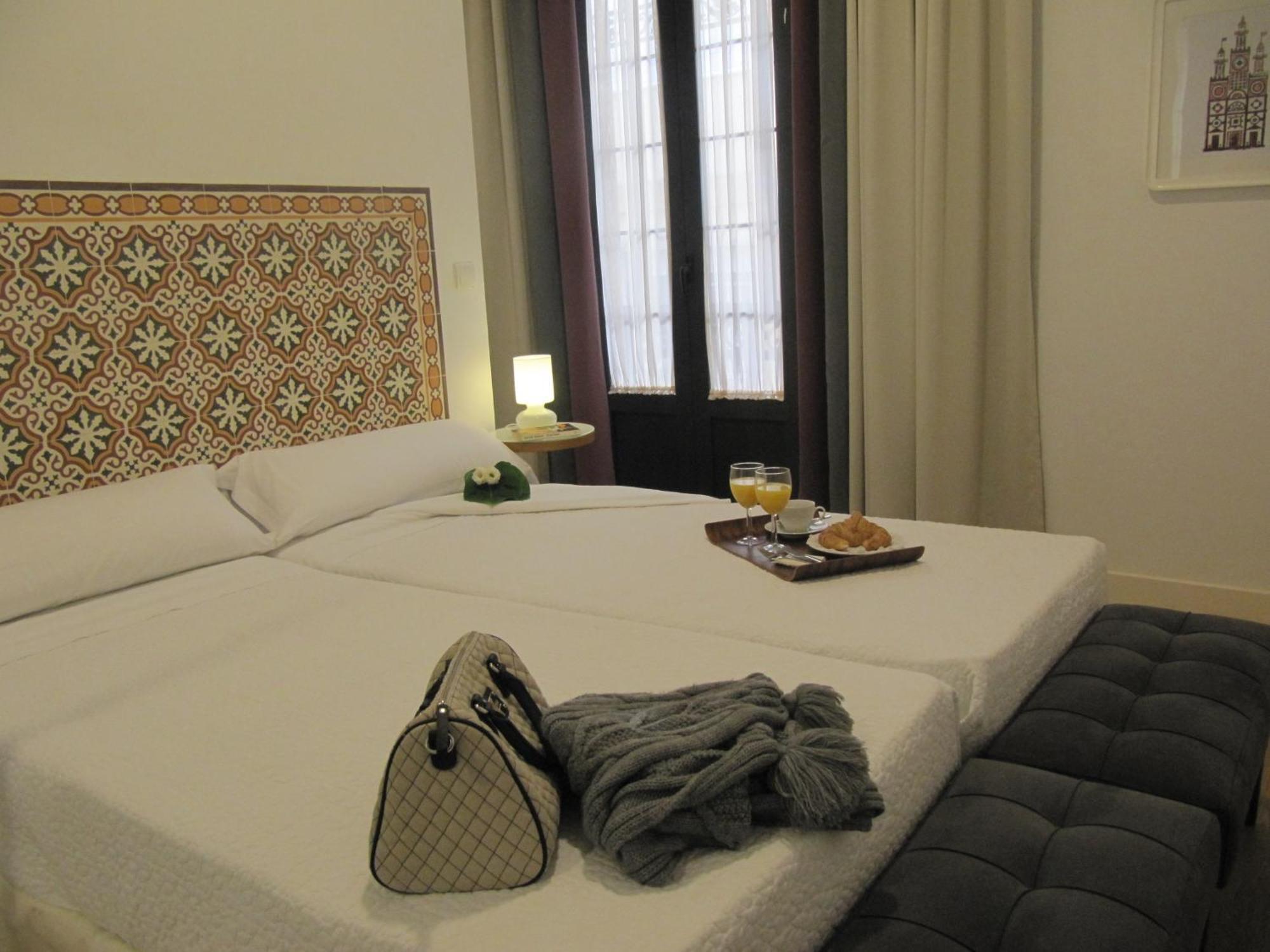 Life Apartments Alberto Lista Seville Bilik gambar