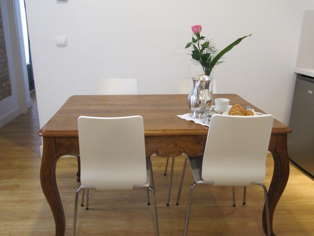 Life Apartments Alberto Lista Seville Luaran gambar