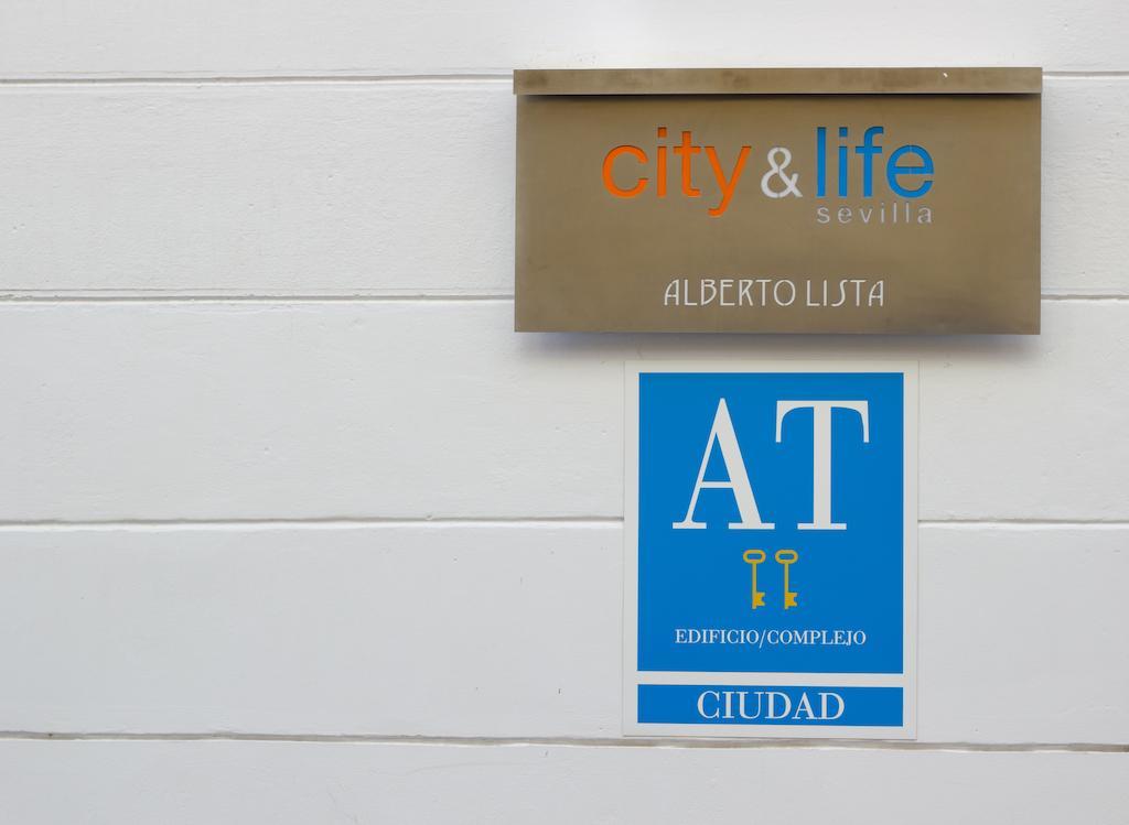 Life Apartments Alberto Lista Seville Luaran gambar