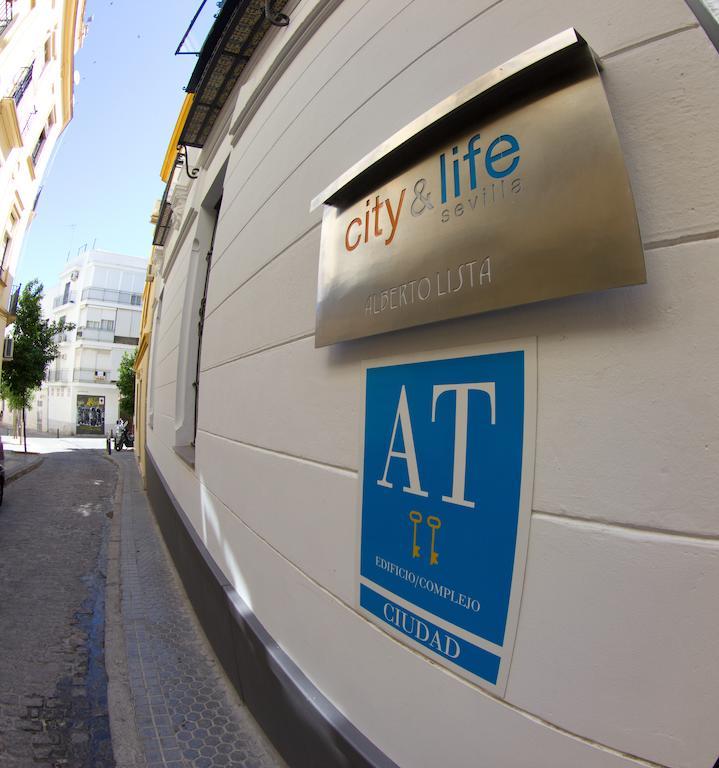 Life Apartments Alberto Lista Seville Luaran gambar